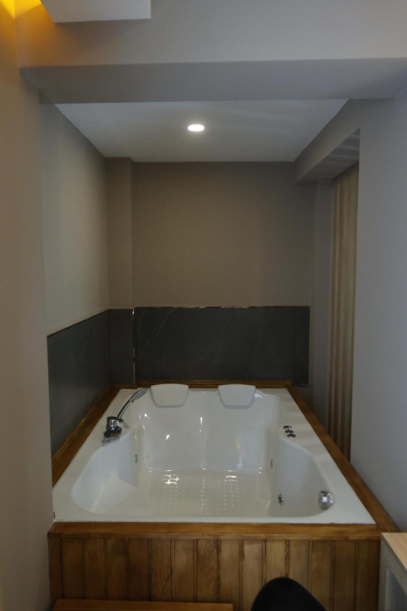 Iron Loft Hotel Isparta Buitenkant foto